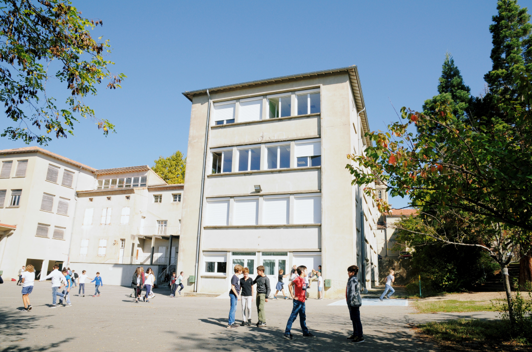 Le collège Ensemble Scolaire SaintFrançois MassacSéran